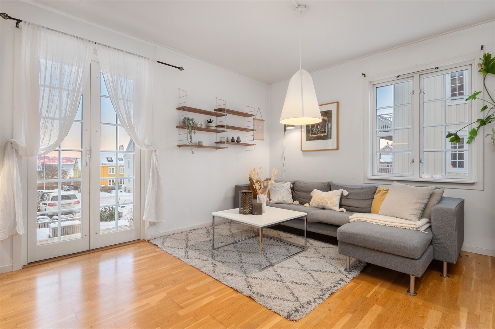 Leiligheten er på 133 m² og går over 2 plan. Her får du en særdeles innholdsrik familiebolig. Galleribilde