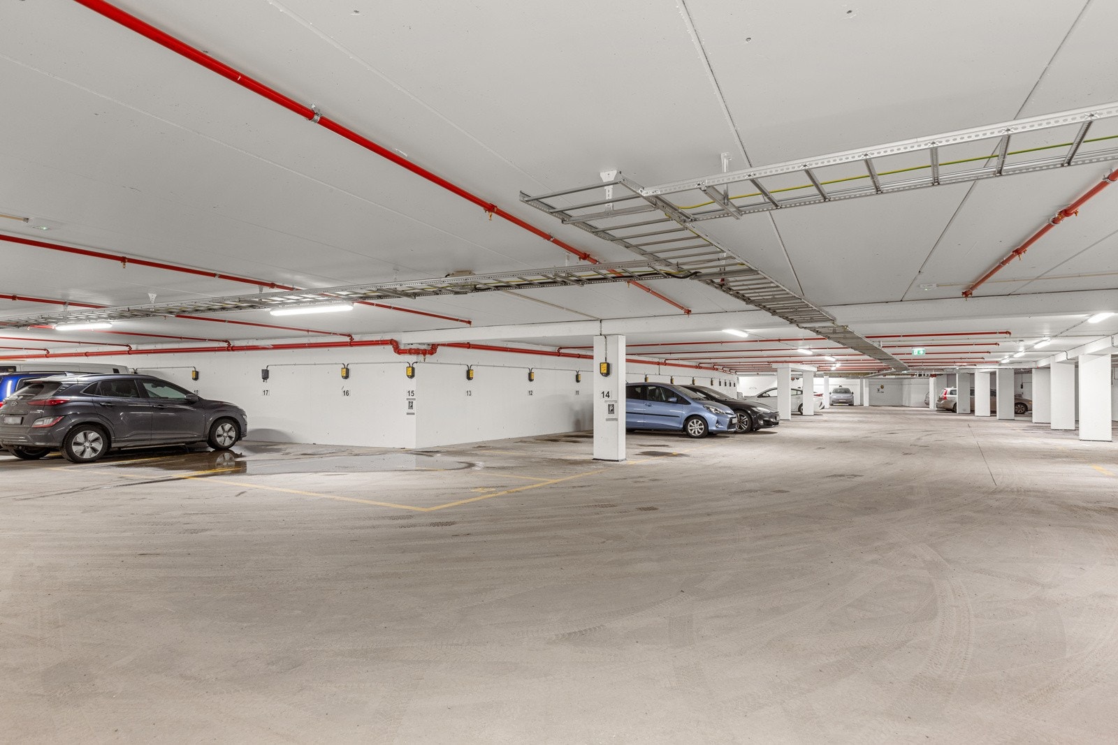 Mulighet for kjøp av garasjeplass med el-lader. Galleribilde