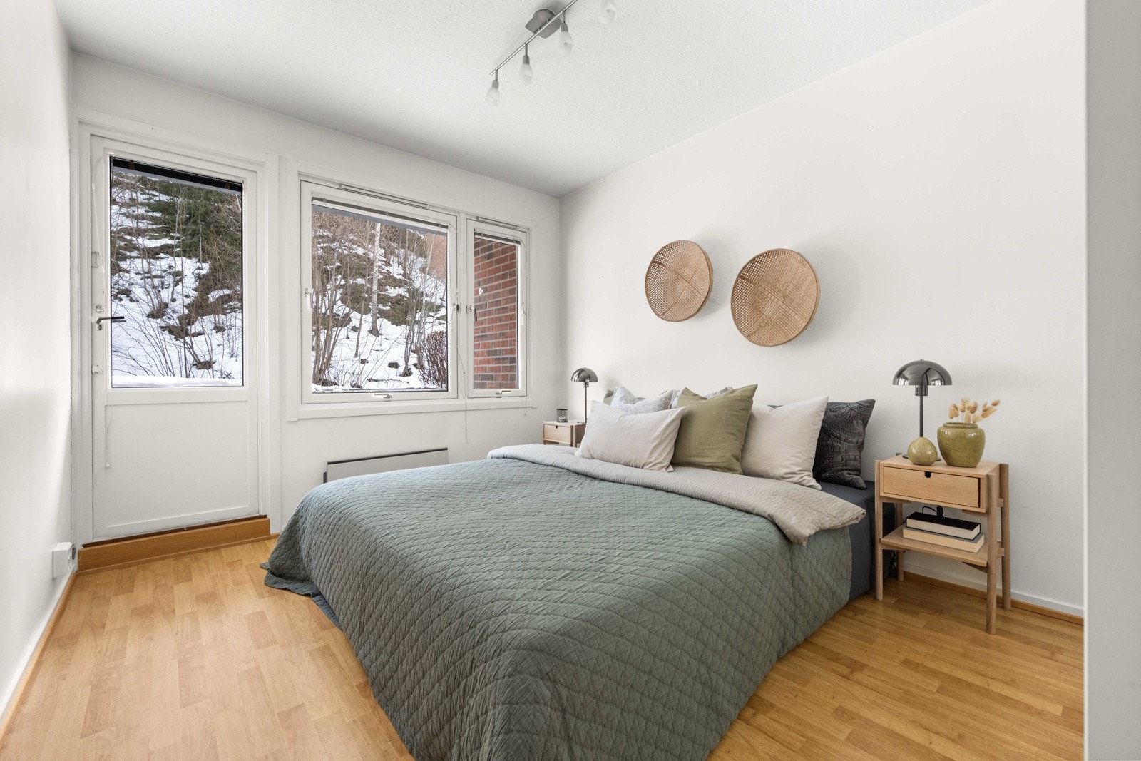 Hovedsoverommet har direkte utgang til den andre terrassen Galleribilde