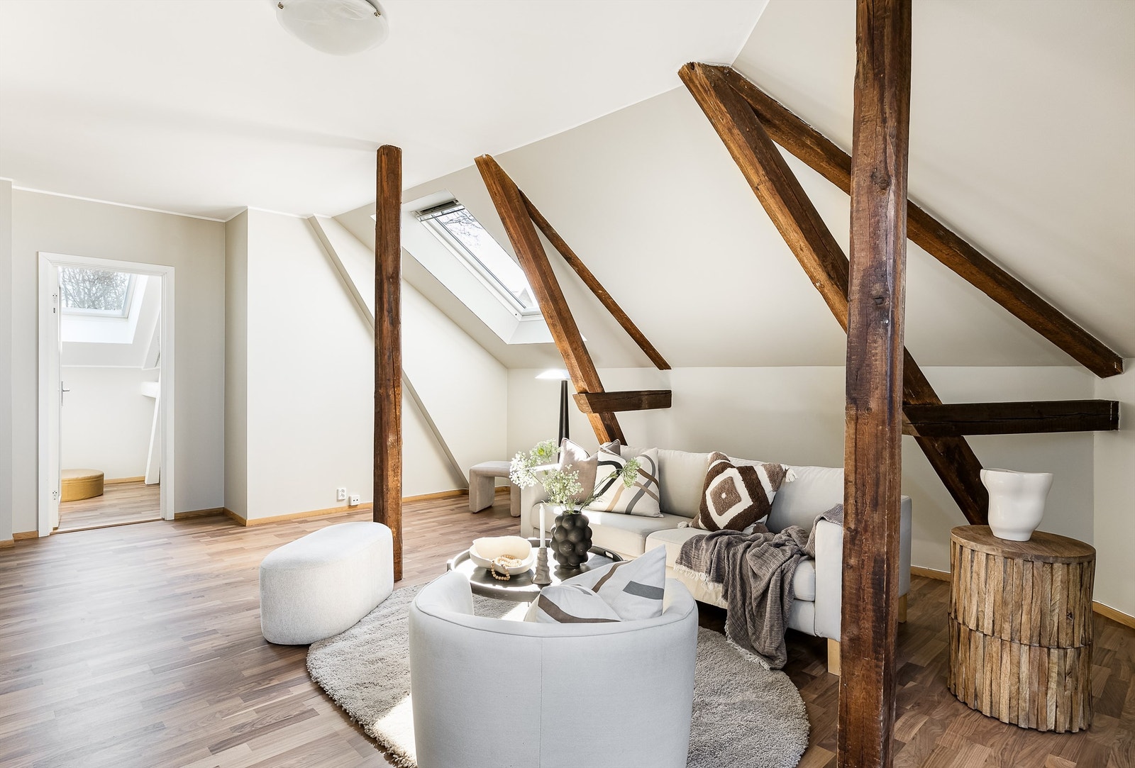 Denne stuen fungerer ypperlig som TV-stue eller barnas egen avdeling. Galleribilde