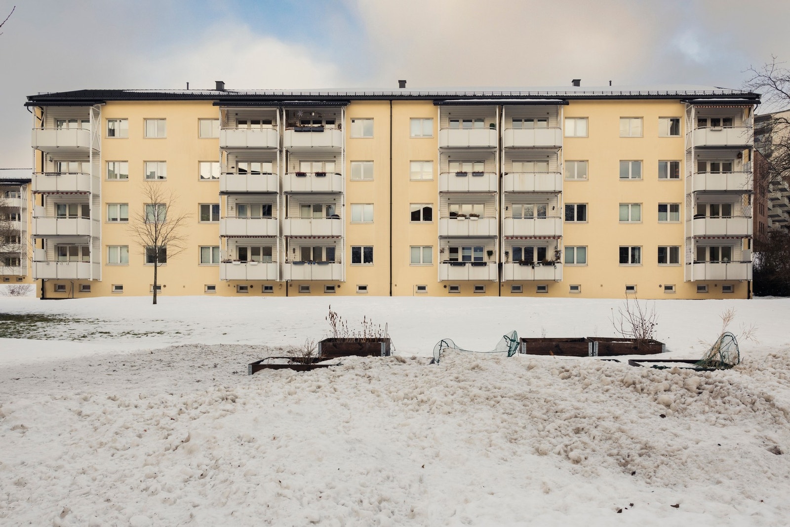 Tilbaketrukket, men sentral beliggenhet. Galleribilde