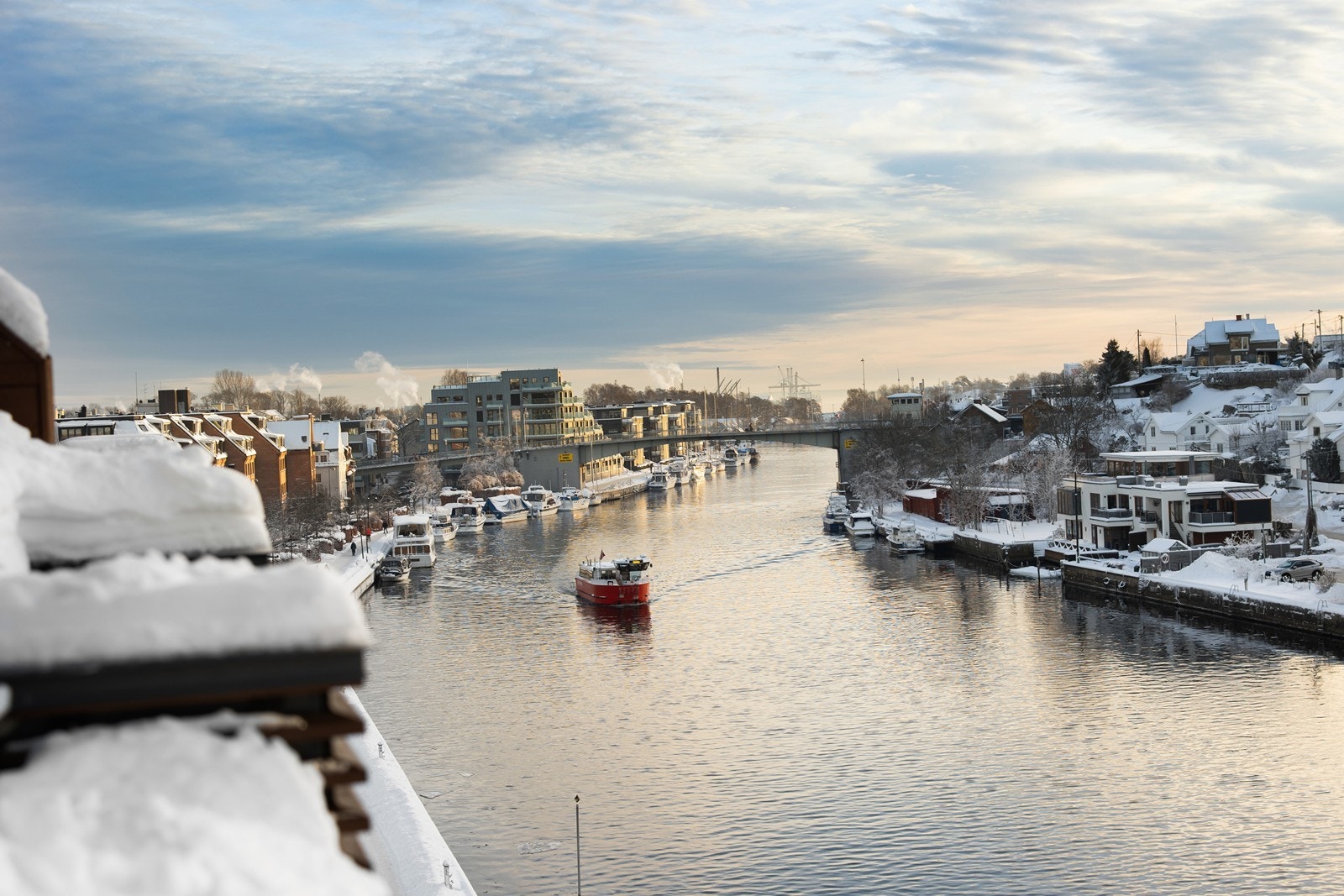Velkommen til Storgata 3, midt i byen, vestvendt med flott utsikt Galleribilde