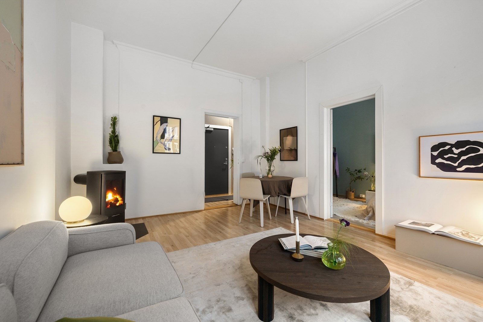 Blant annet varmtvann, tv/bredbånd og vaktmestertjenester inkludert i felleskostrnadene. Galleribilde