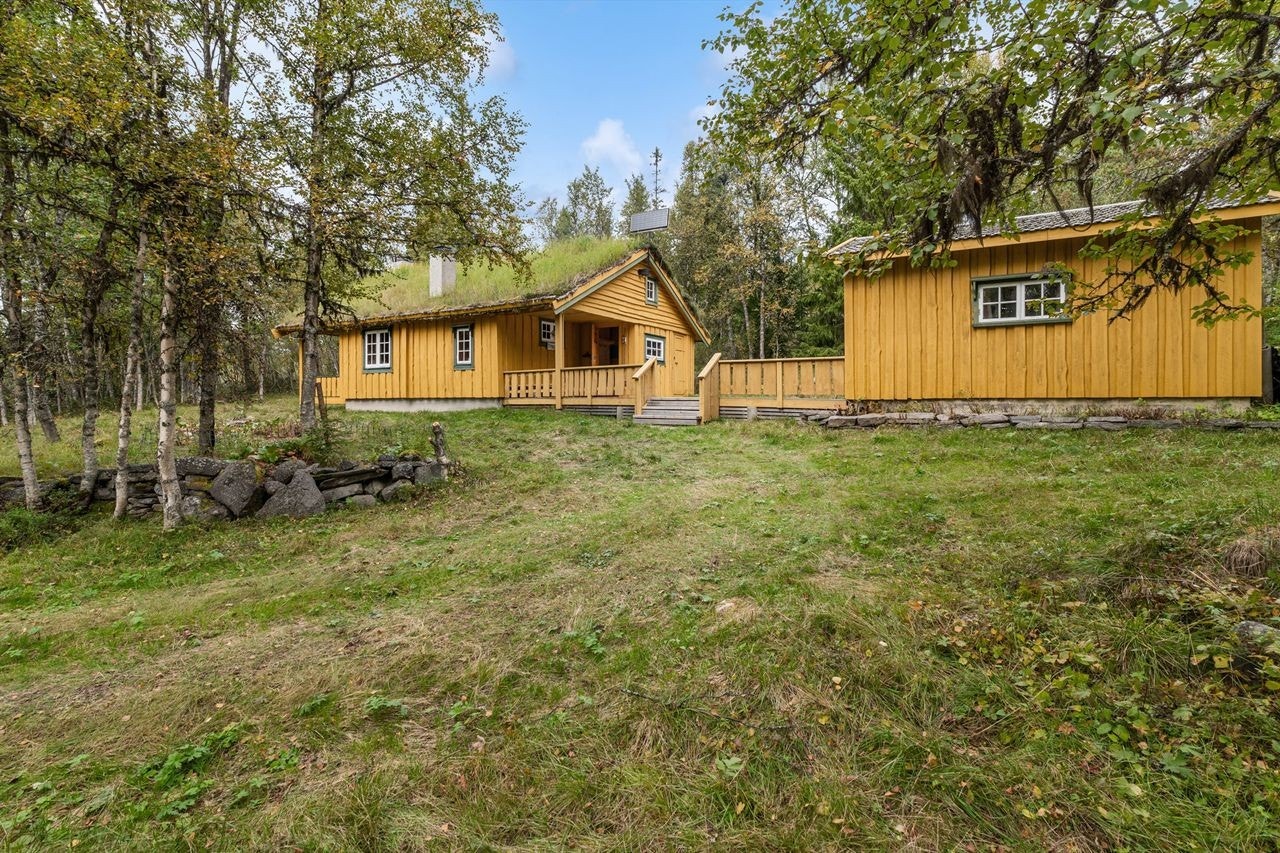 Fasade hytte og anneks Galleribilde