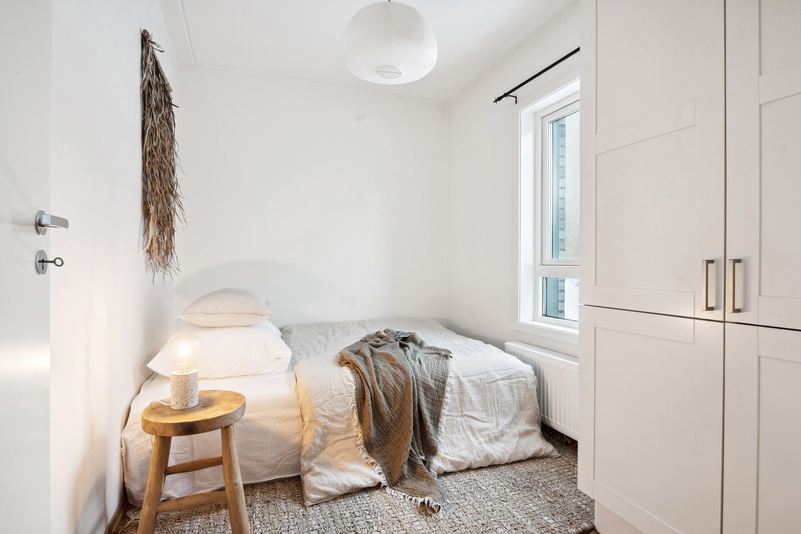 Soverom 2 er av fin størrelse, og passer perfekt som gjesterom, barnerom eller eventuelt kontor Galleribilde