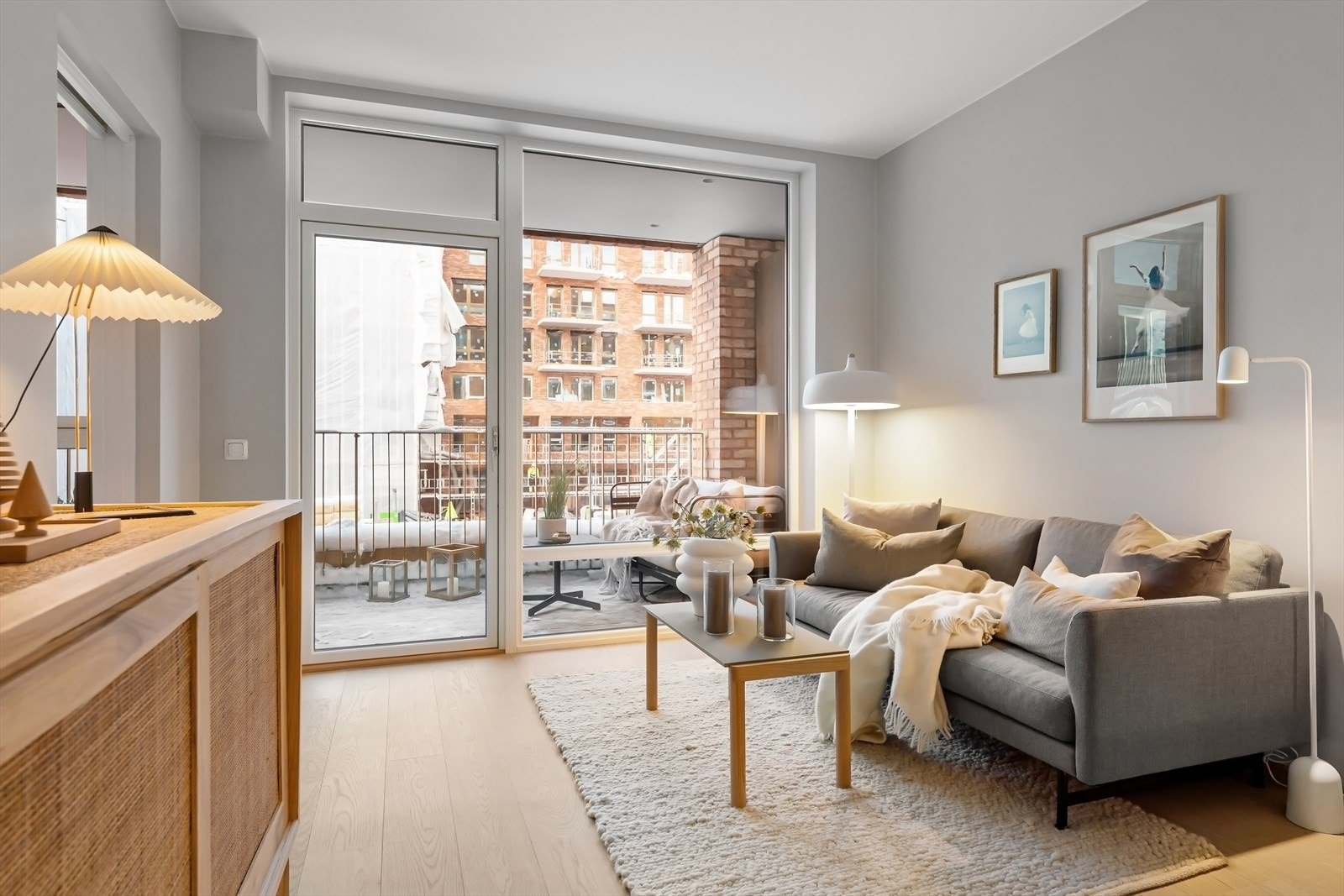 Bebyggelsen på andre siden blir ferdigstilt i løpet av våren 2024. Galleribilde