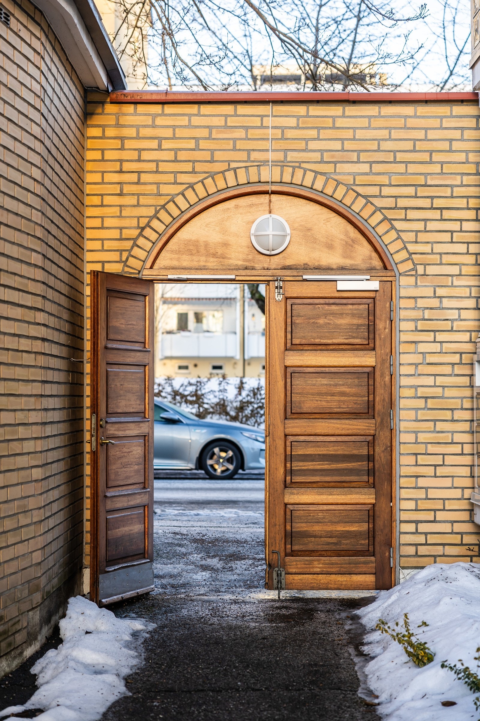 Portal inn til gårdsrom Galleribilde