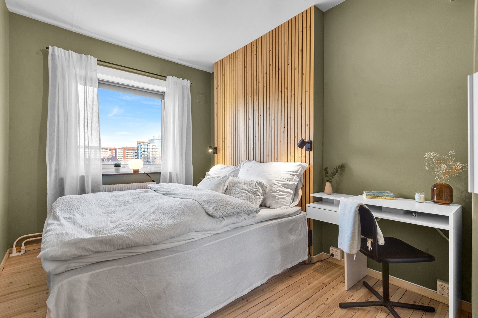 Lekre detaljer som spilevegg bidrar til å skape et moderne uttrykk. Galleribilde