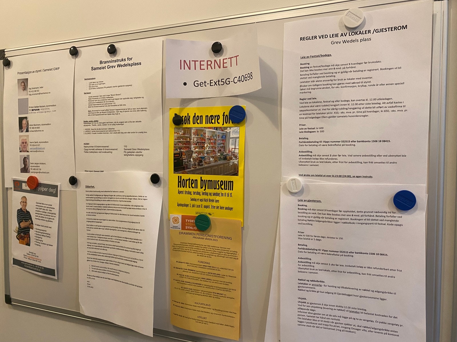 Fellesarealer: Oppslagstavle for felles aktiviteter Galleribilde