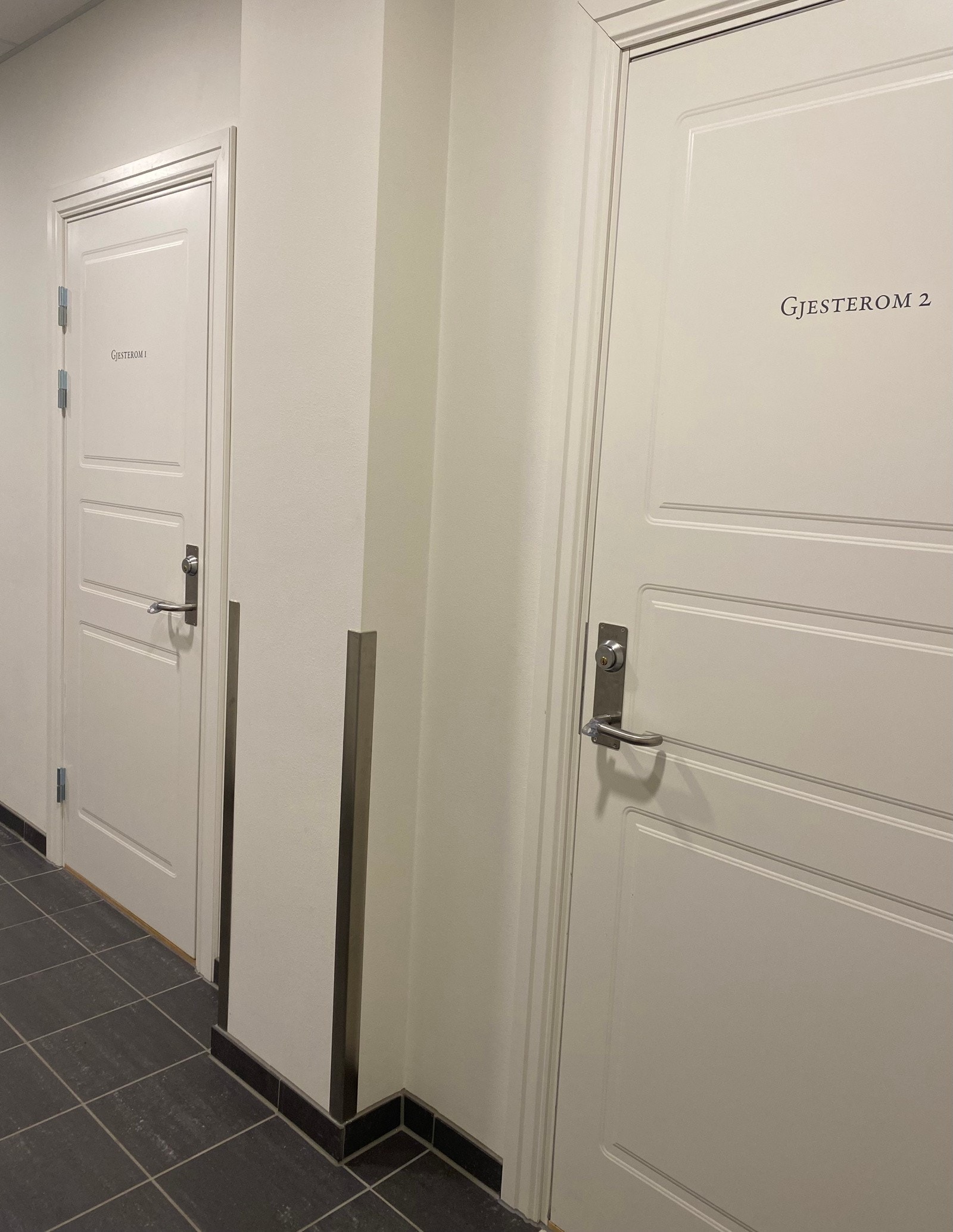 Høystandard fellesarealer: Tilgang til 2 rimelige "hotellrom" for familie og venner Galleribilde
