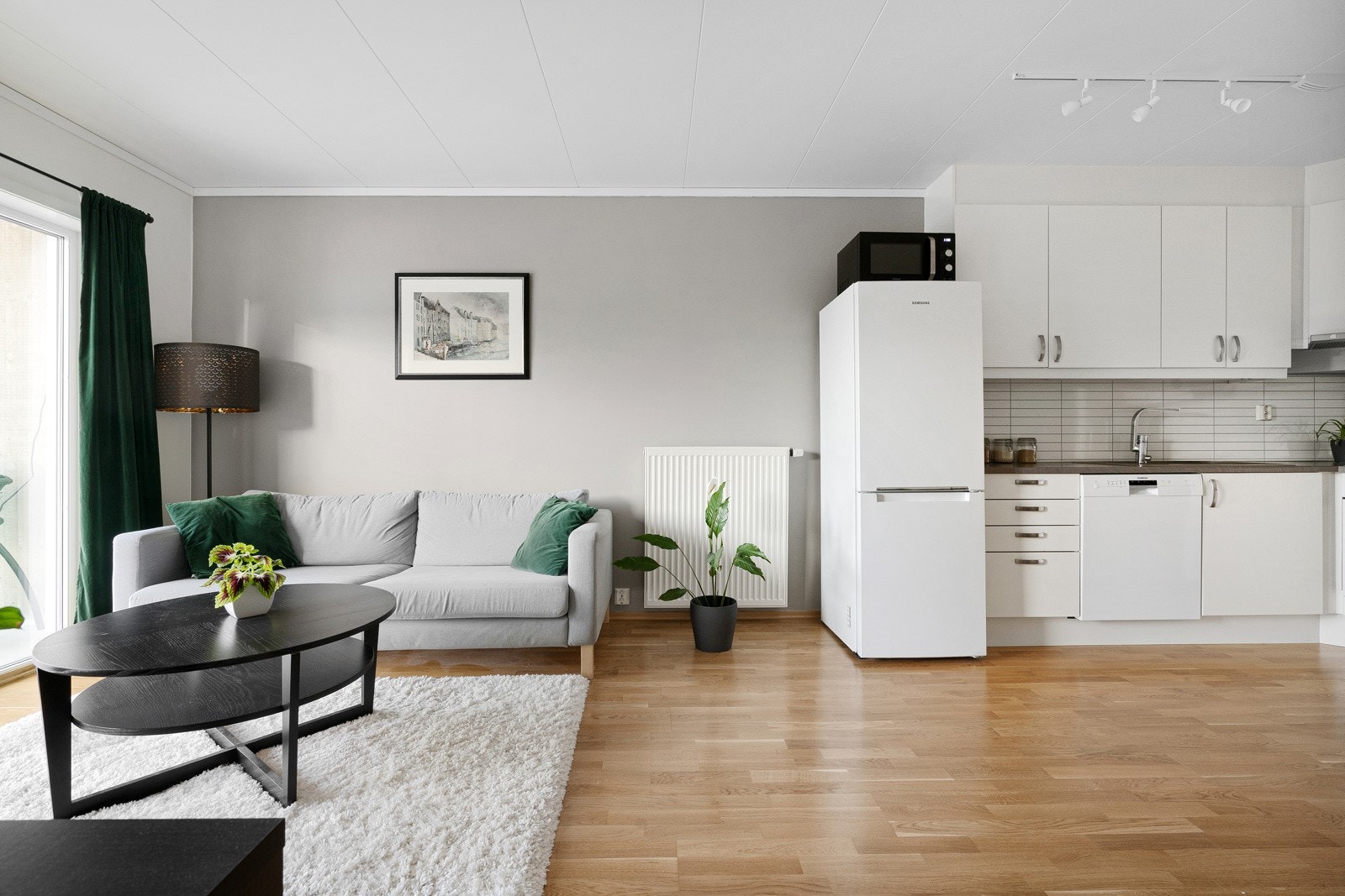 Oppvarming basert på vannbåren varme. Dette fører med seg lave oppvarmingskostnader. Galleribilde