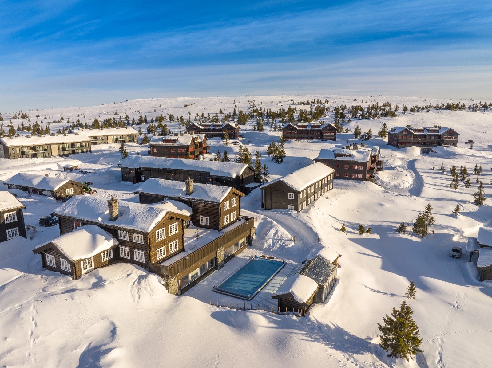 Ilsetra ligger luftig og fint til i fjellterreng med utsikt til Gudbrandsdalen og fjellene omkring. Galleribilde