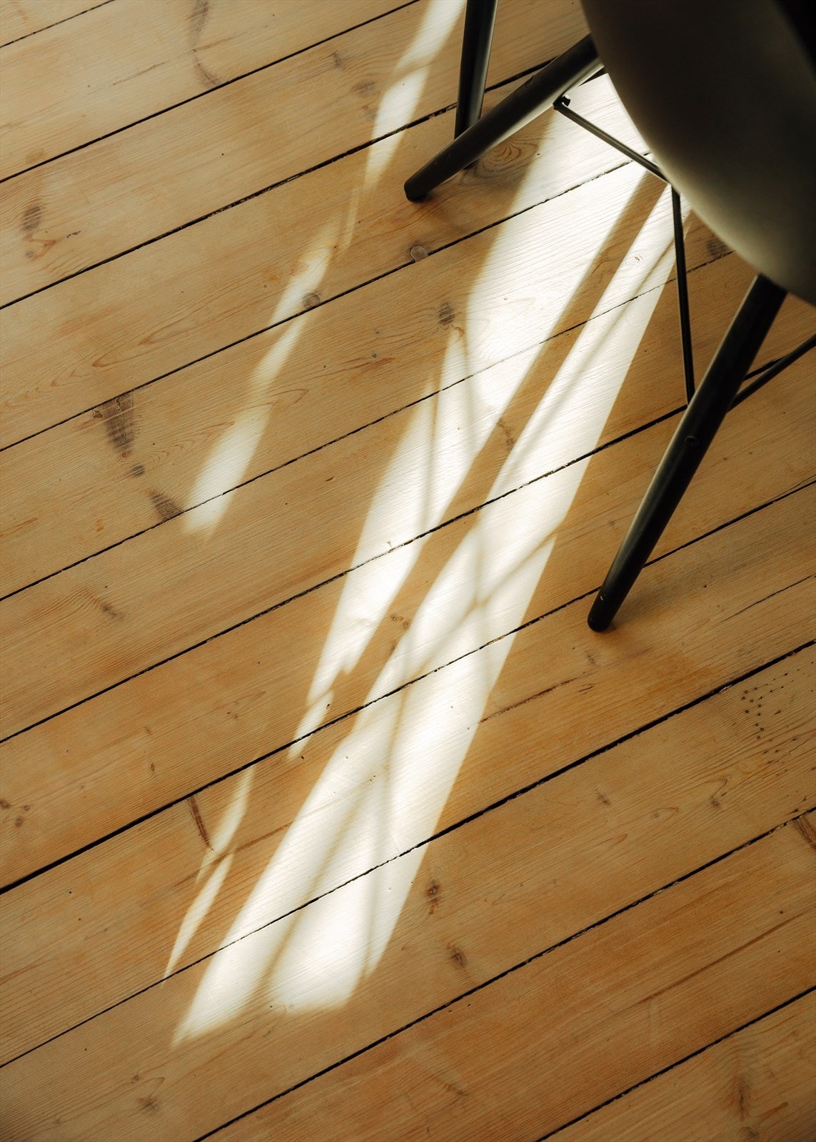 Gulvene er godt bevart med sjarmerende merker som stammer tilbake til 1800-tallet Galleribilde