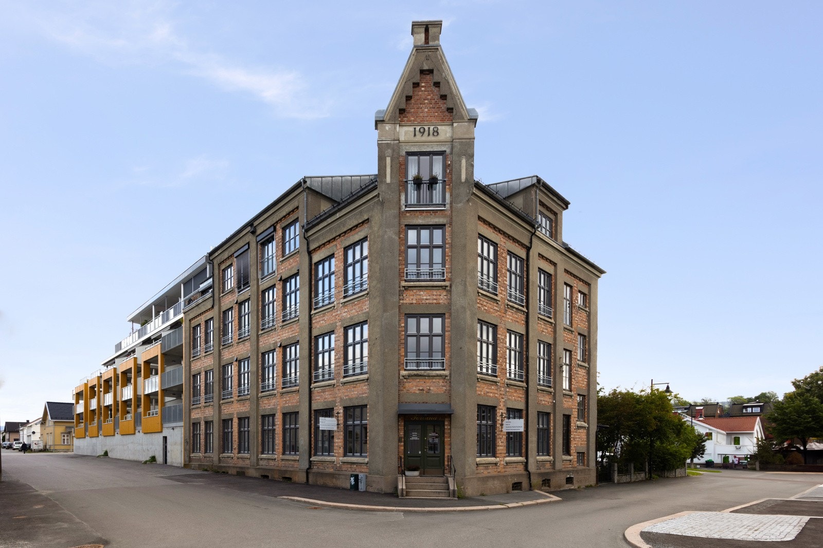 Her bor du et steinkast fra alt av fasiliteter. Galleribilde