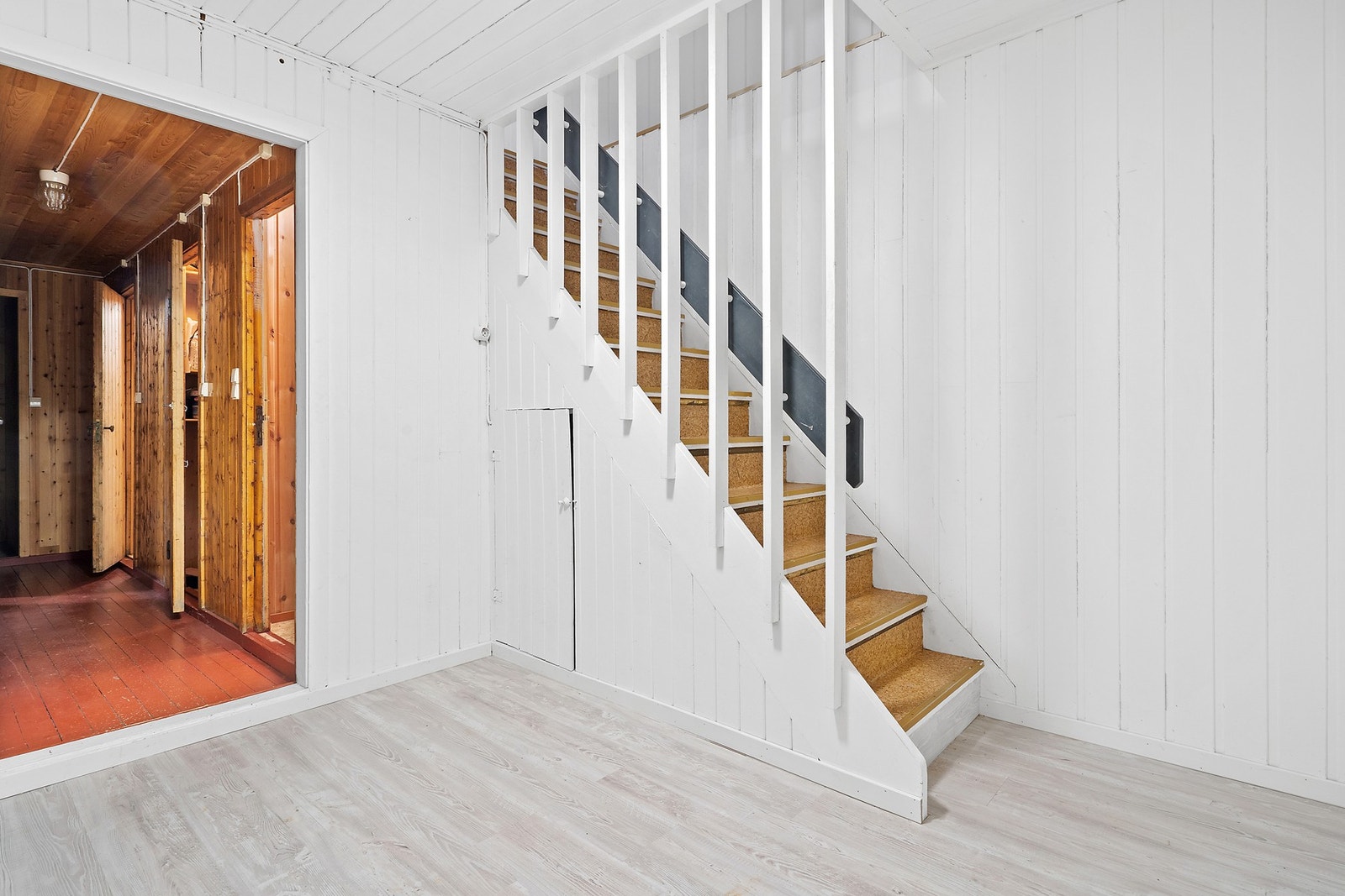 Hall/Gang/Trapperom Galleribilde