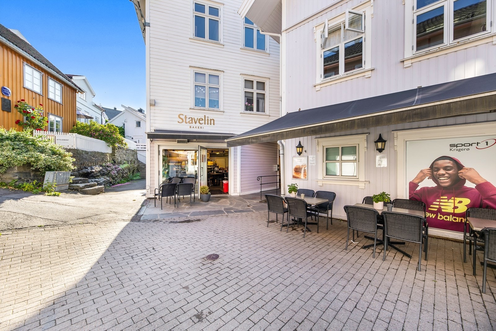Her er det nisjebutikker for store og små og alt du ellers måtte trenge - alle drevet av de med stort hjerte for byen. Galleribilde