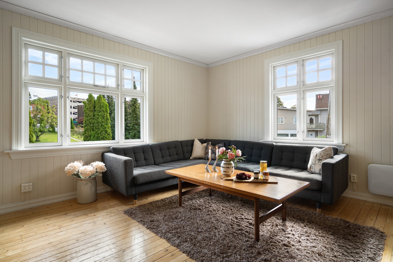 Lyst og delikat Galleribilde