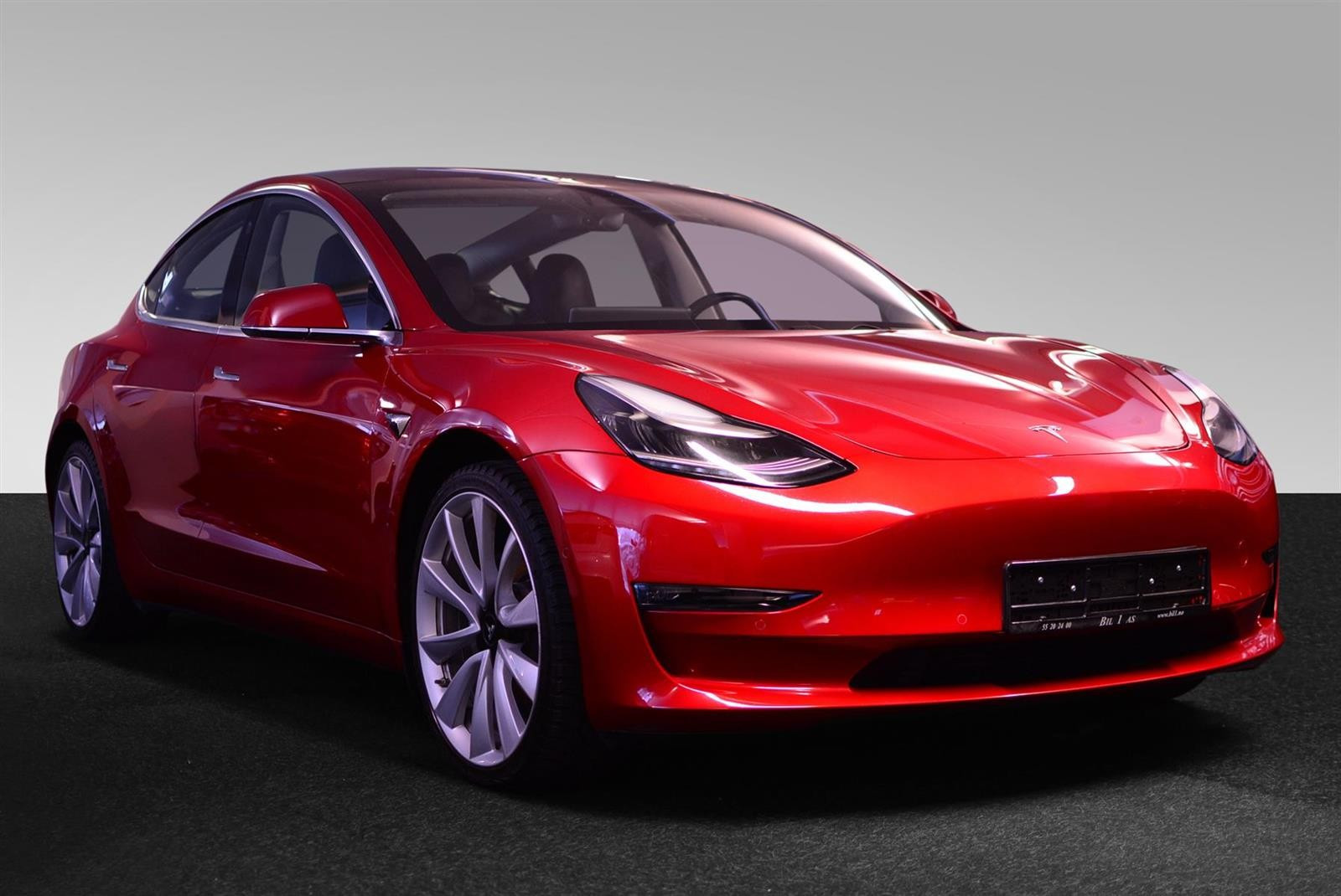 Bilde 3 av Tesla Model 3