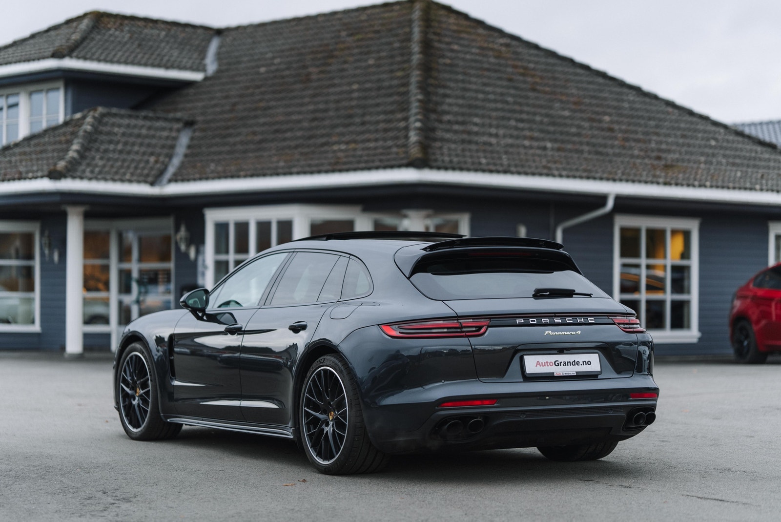 Hovedbilde av Porsche Panamera 2018