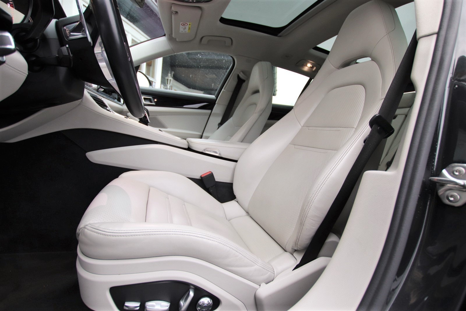 Hovedbilde av Porsche Panamera 2018