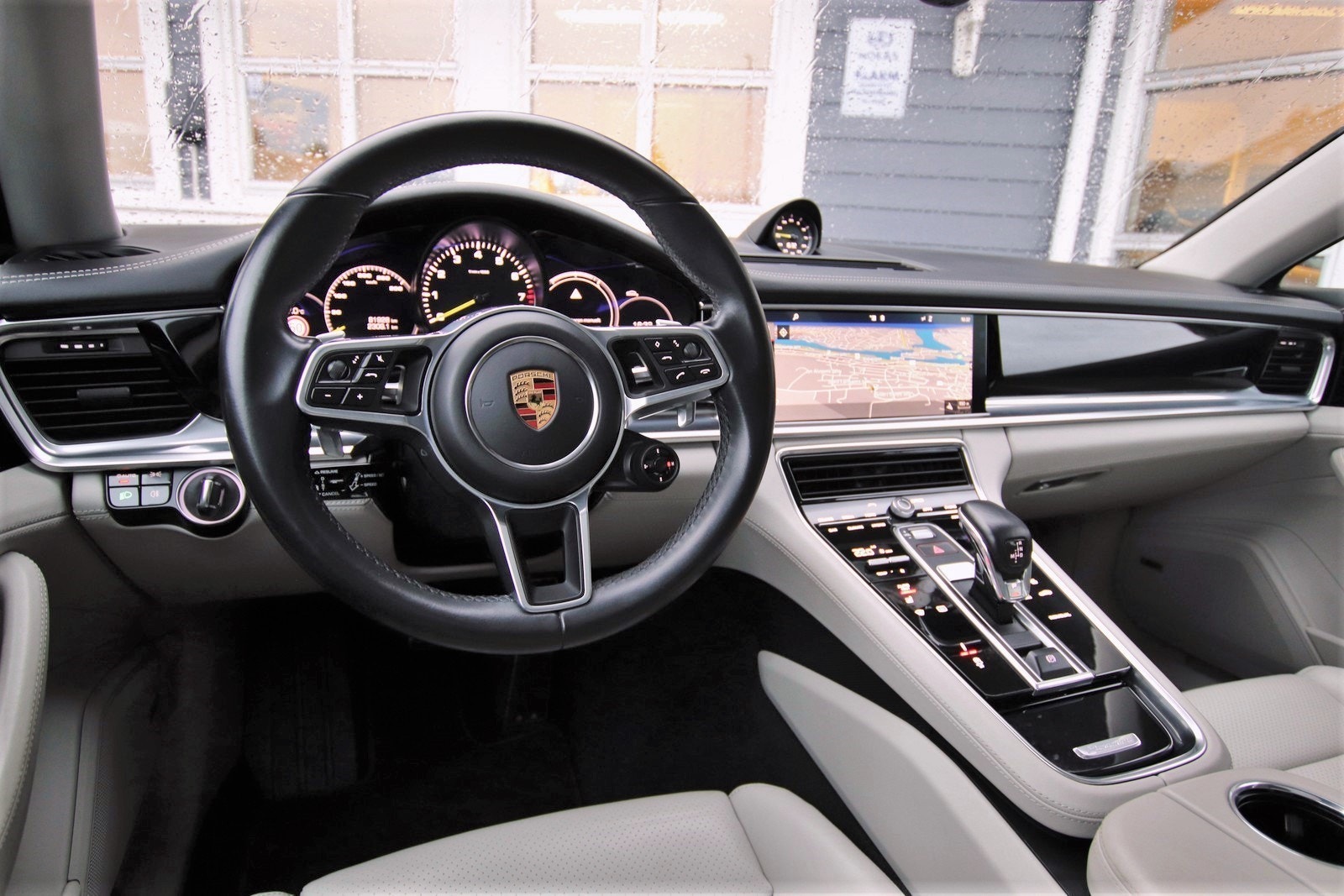 Hovedbilde av Porsche Panamera 2018
