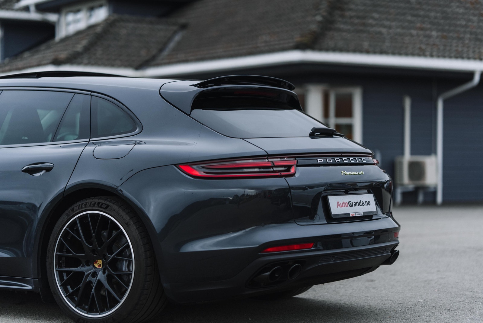 Hovedbilde av Porsche Panamera 2018