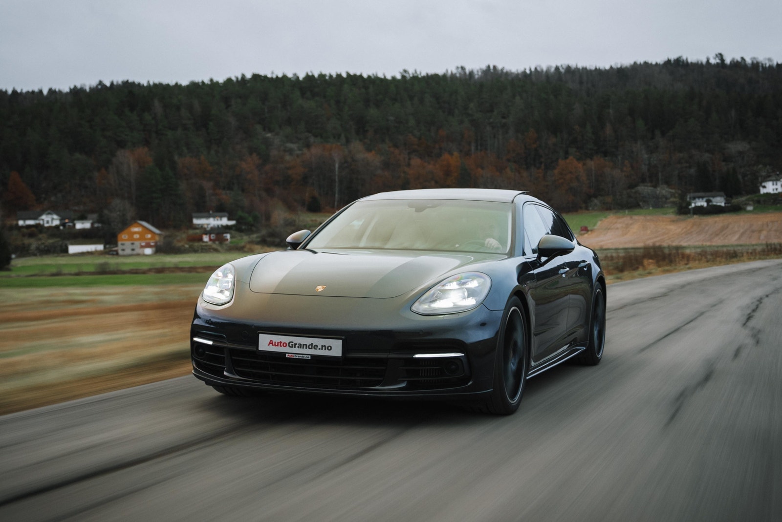 Hovedbilde av Porsche Panamera 2018