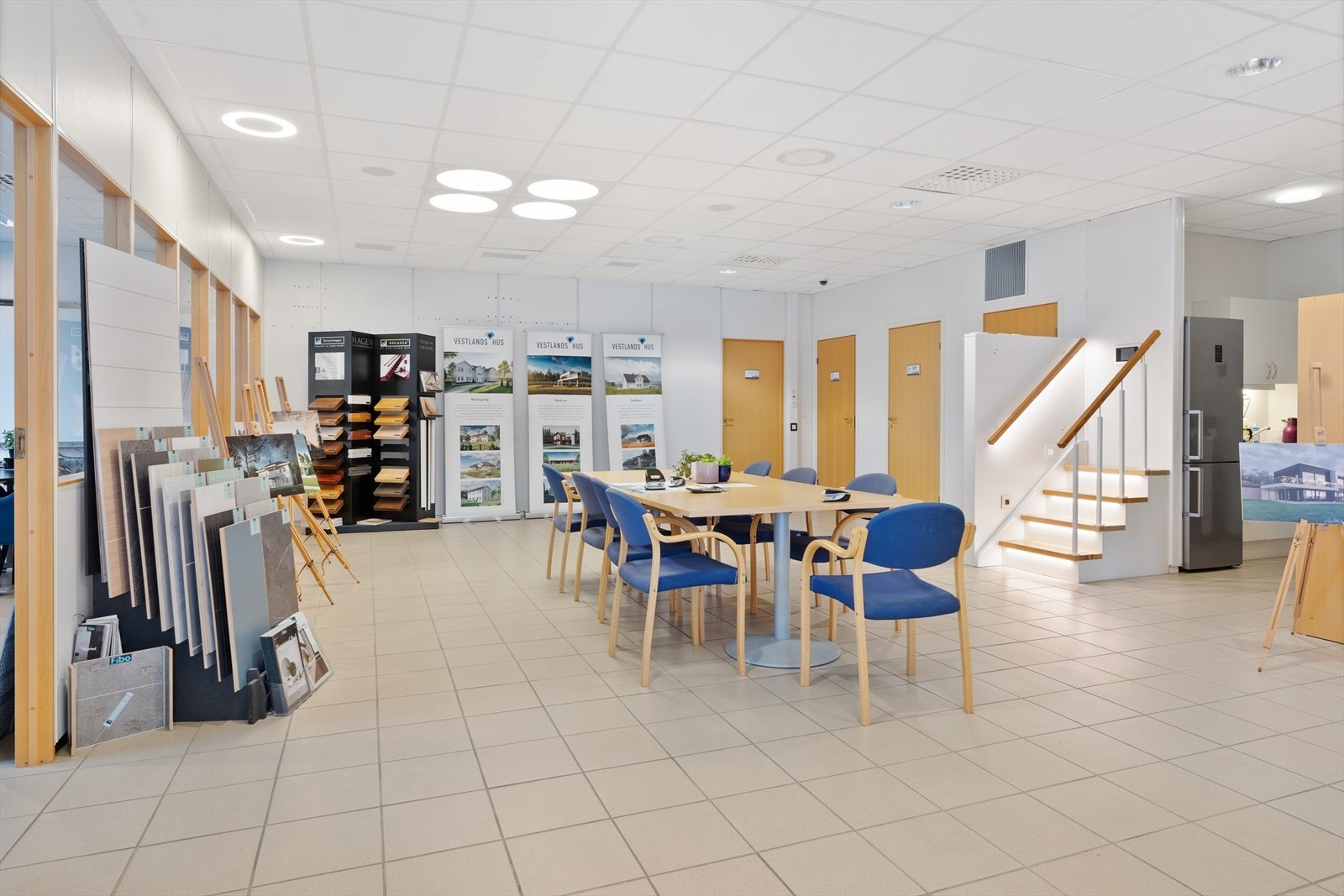 1. etasje med kontorer Galleribilde