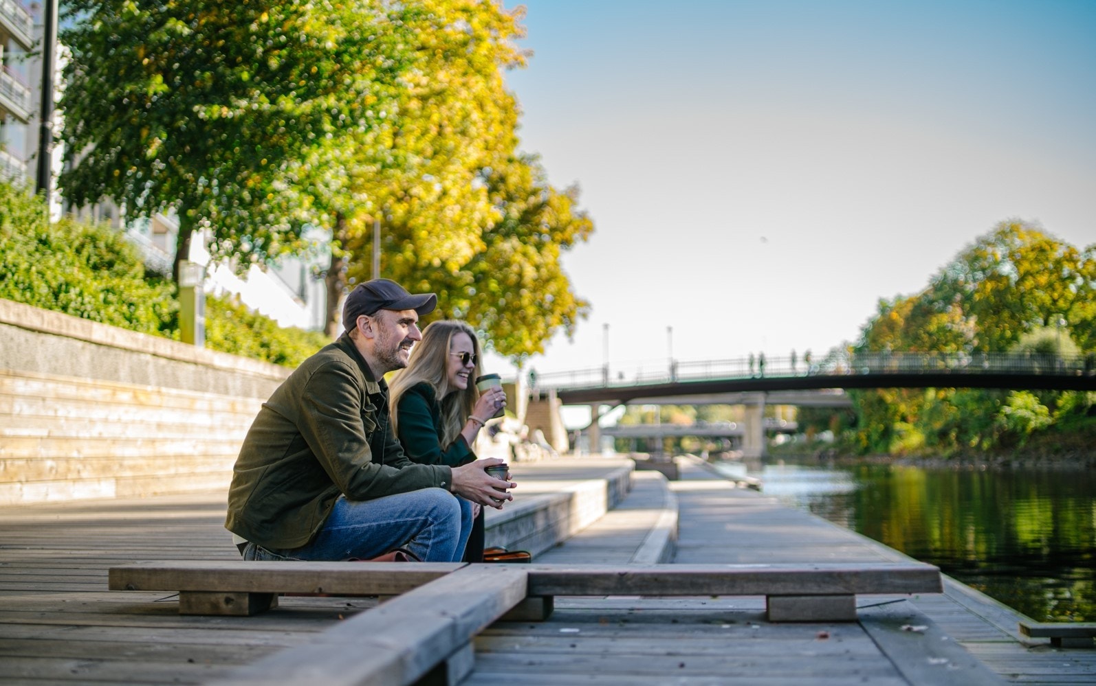 Destinasjonen Sandvika byr på mange hyggelige rekreasjonsområder for en pause i en hektisk arbeidsdag Galleribilde