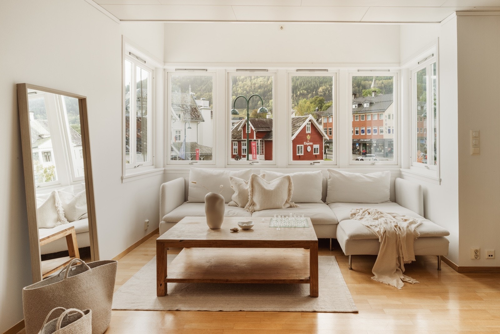 Rommet kan enkelt innredes i flere soner. Galleribilde