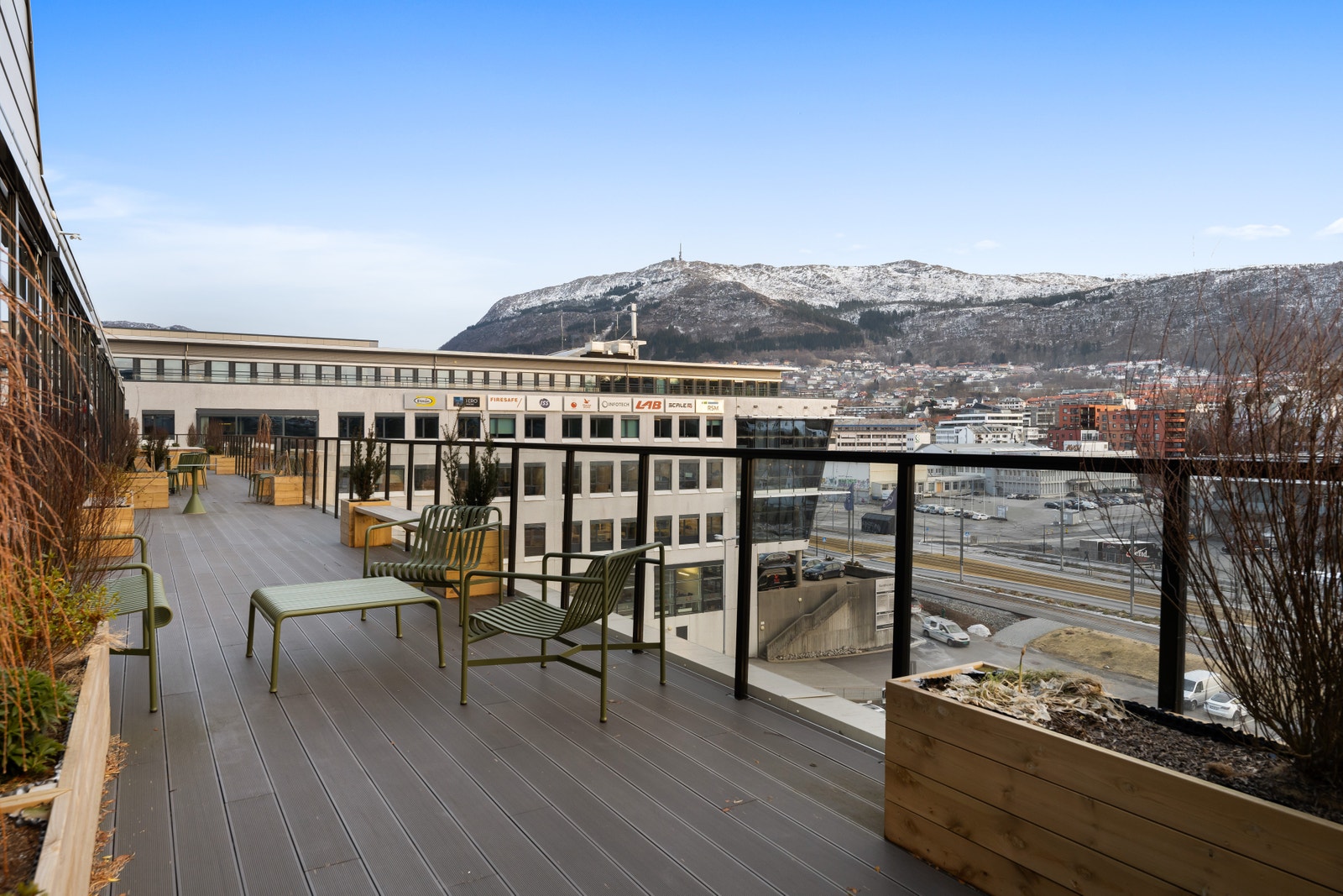 Takterasse på fasade mot øst. Foto: Fotograf Mats Lie AS Galleribilde