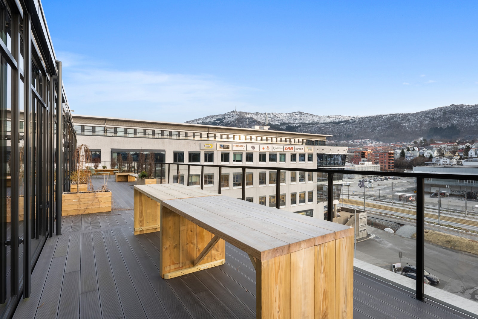 Takterasse på fasade mot øst. Foto: Fotograf Mats Lie AS Galleribilde