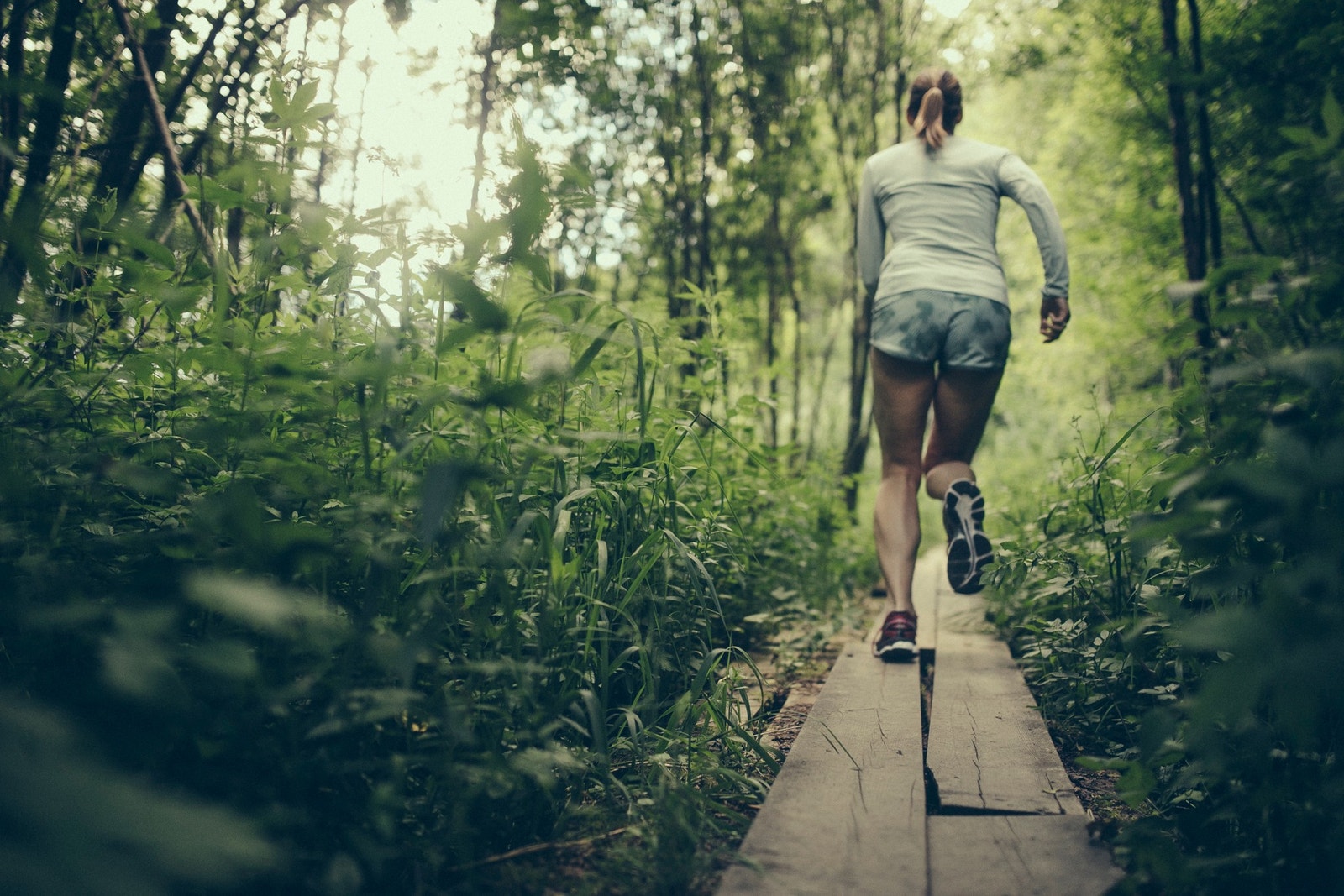 Drangsvann er også omringet av et aktivt liv. Her er det mange turstier, sykkelstier, mulighet for vannsport, fotball og annet. Spør naboen om tips! Galleribilde