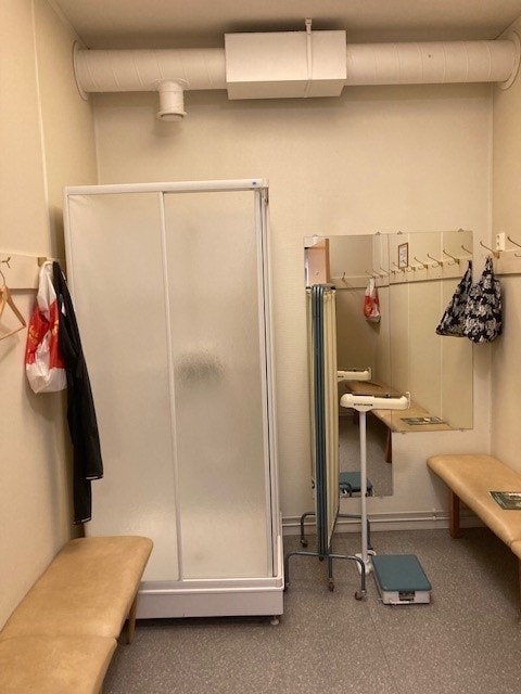 Garderobe (D) Galleribilde