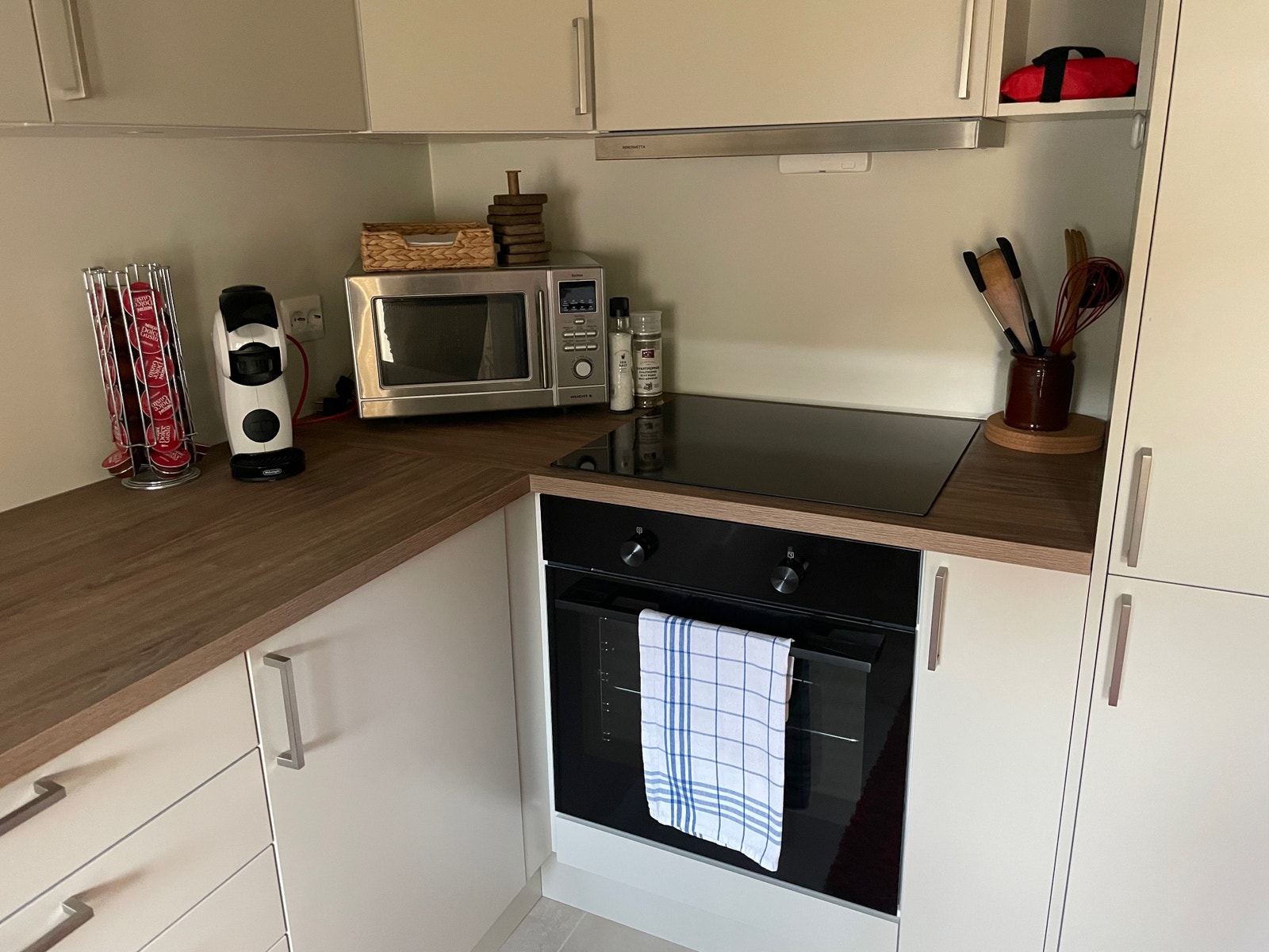 Trivelig og godt utstyrt kjøkken Galleribilde