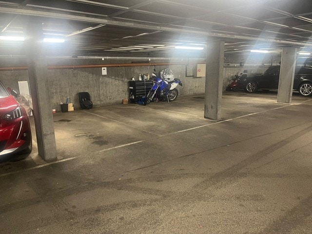 Plass nr 4 Galleribilde