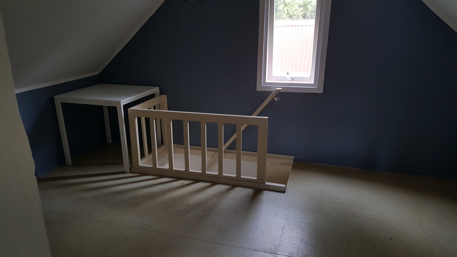 Trapp til 2-etasje Galleribilde