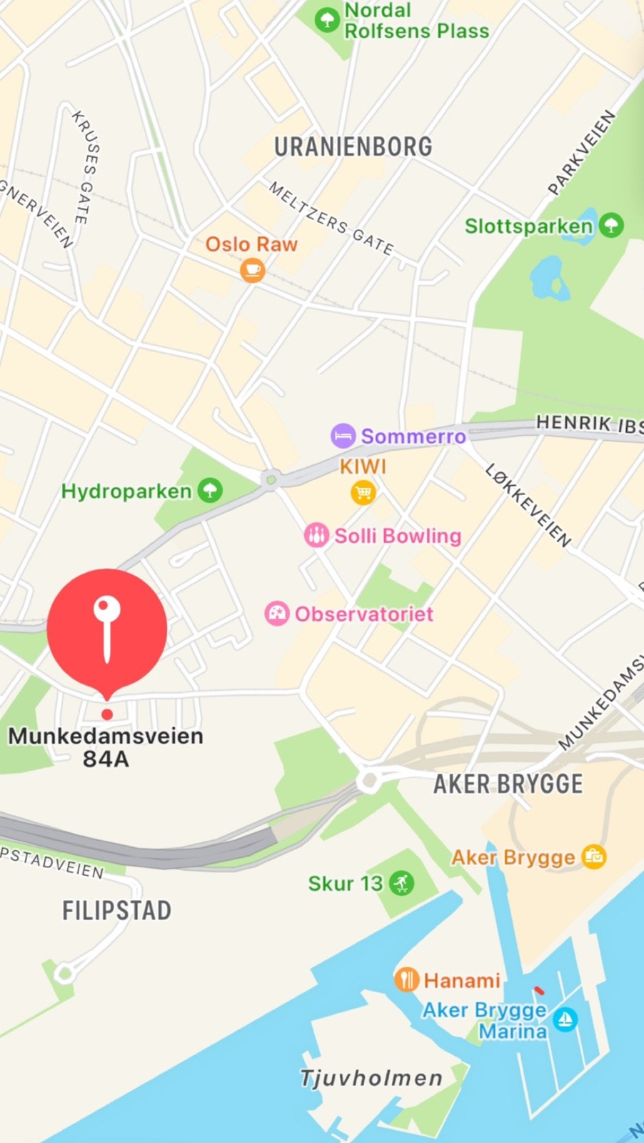 Parkeringsplassen har svært sentral beliggenhet med nærhet til b.a. Aker Brygge og Tjuvholmen Galleribilde