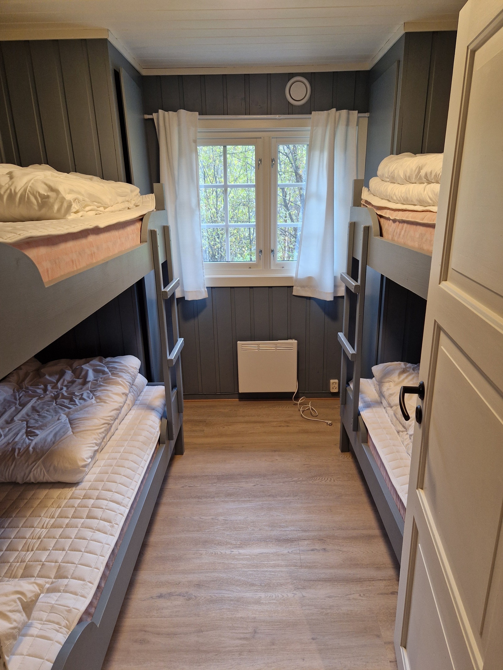 Soverom med to køyesenger Galleribilde