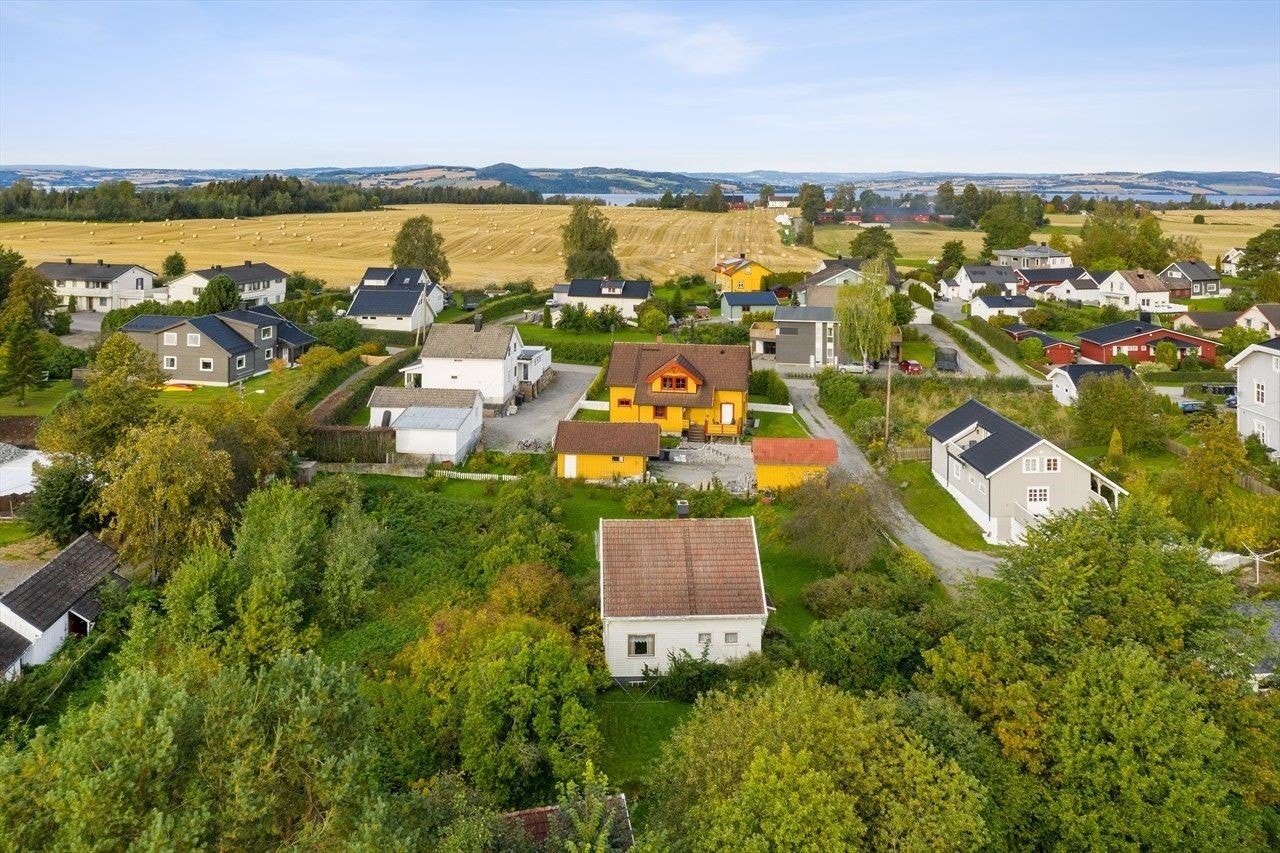 Huset til høyre Galleribilde