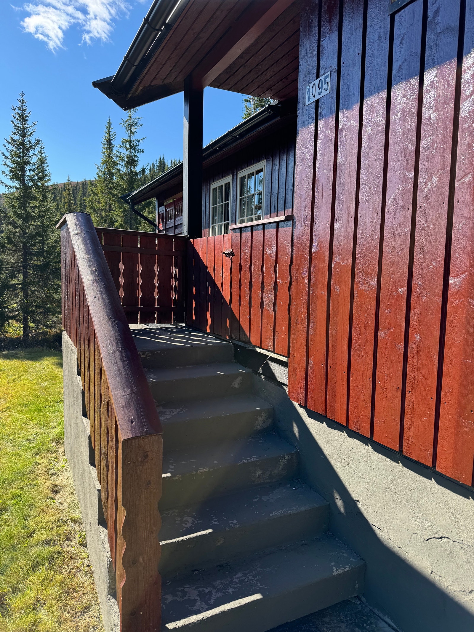 Inngangstrapp. Galleribilde