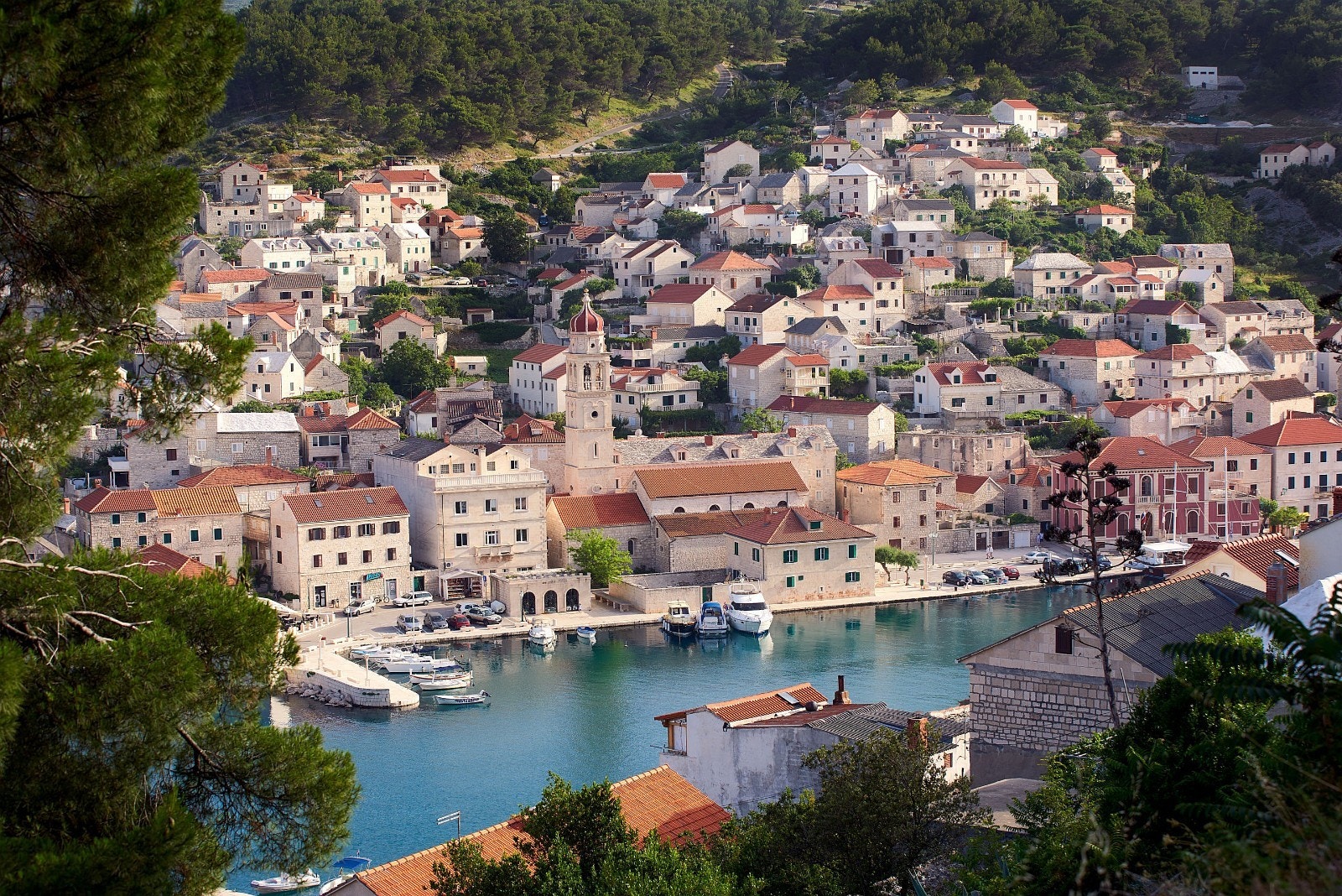 Landsbyen pučišća Galleribilde