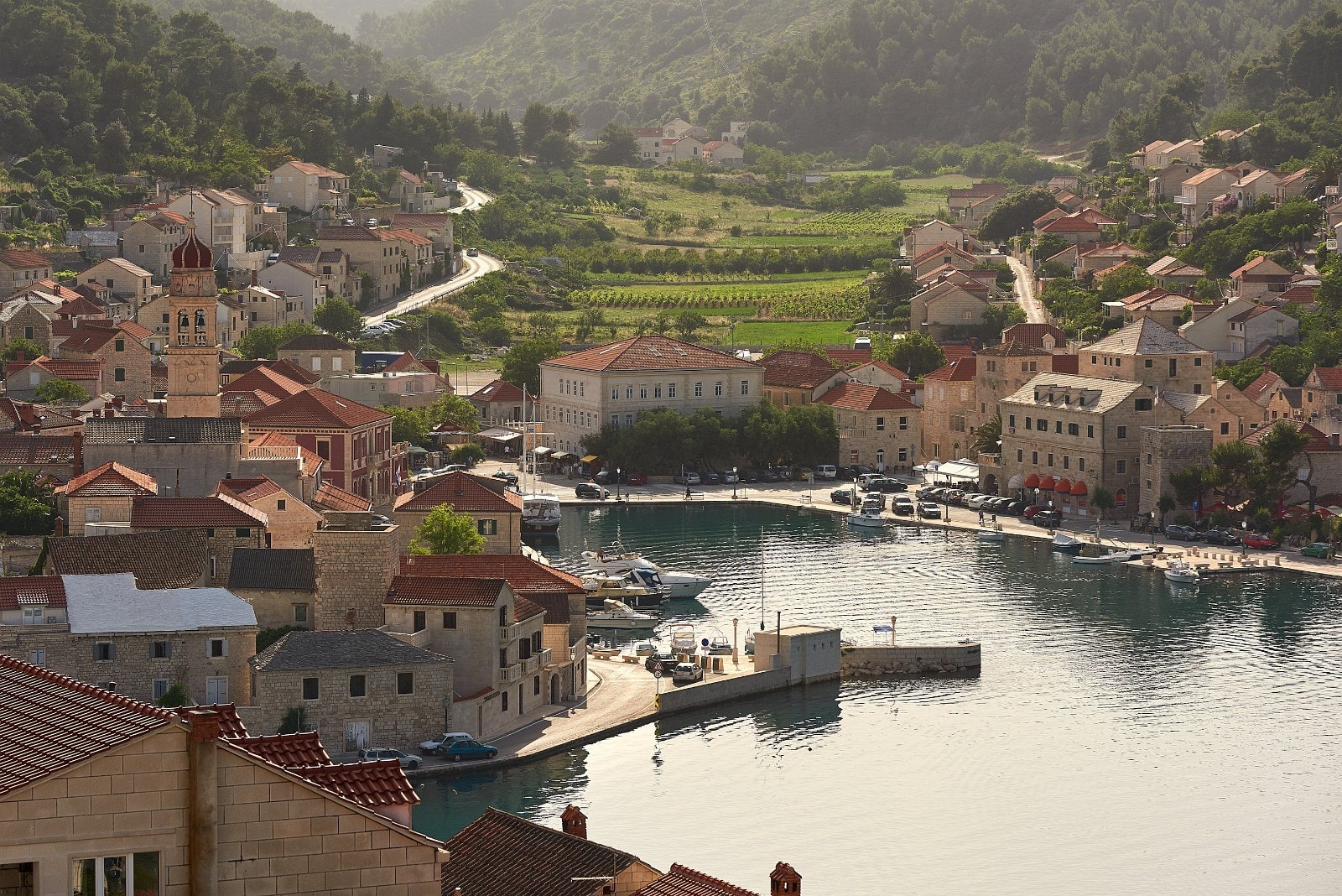 Landsbyen pučišća Galleribilde