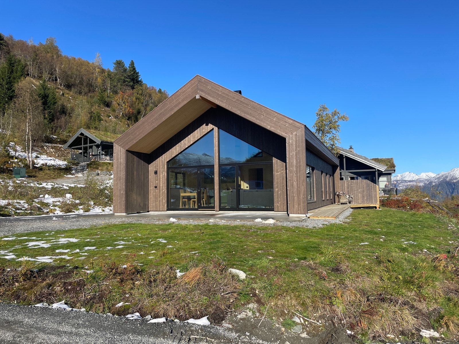 Store vinduer mot sør. Galleribilde