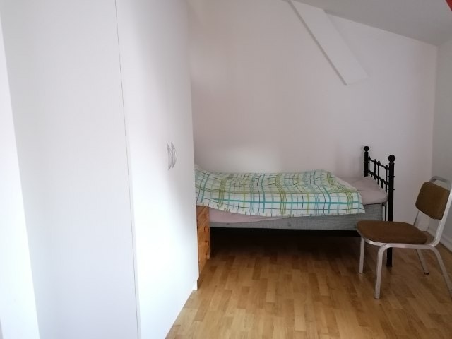 Ett av i alt åtte store soverom Galleribilde