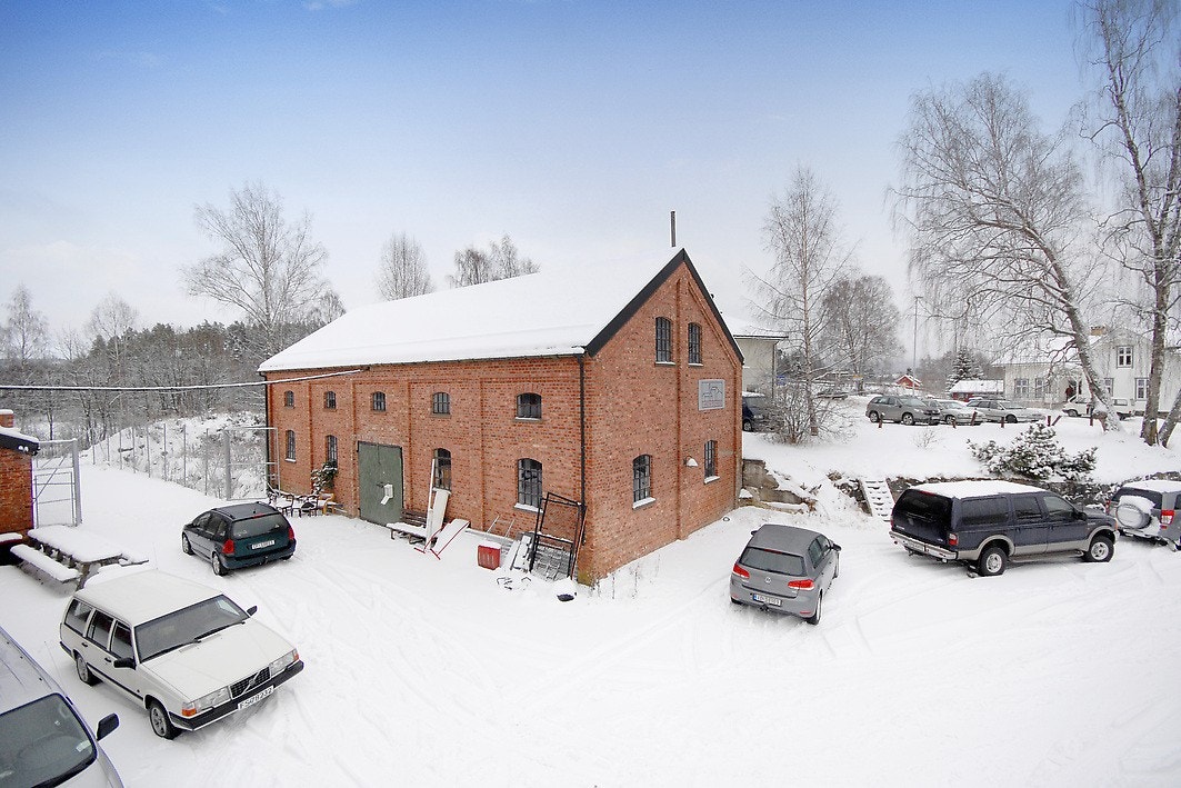 Separat lagerbygg på 210 m2 som også kan leies ut Galleribilde