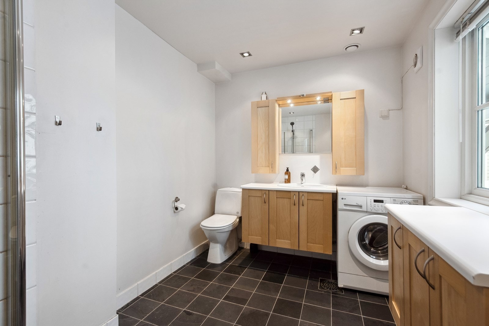 Romslig bad Galleribilde