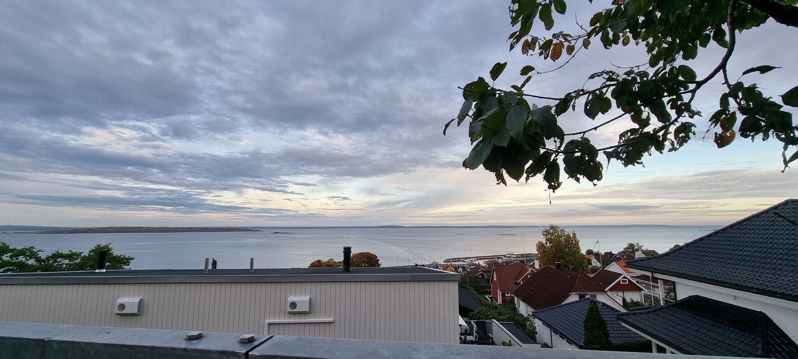 Utsikt fra tomta Galleribilde
