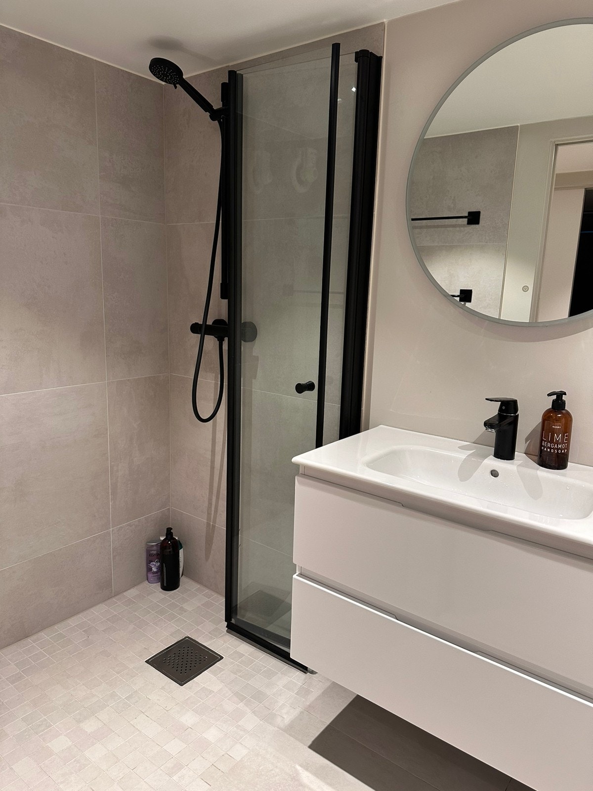 Bad i kjeller. Galleribilde