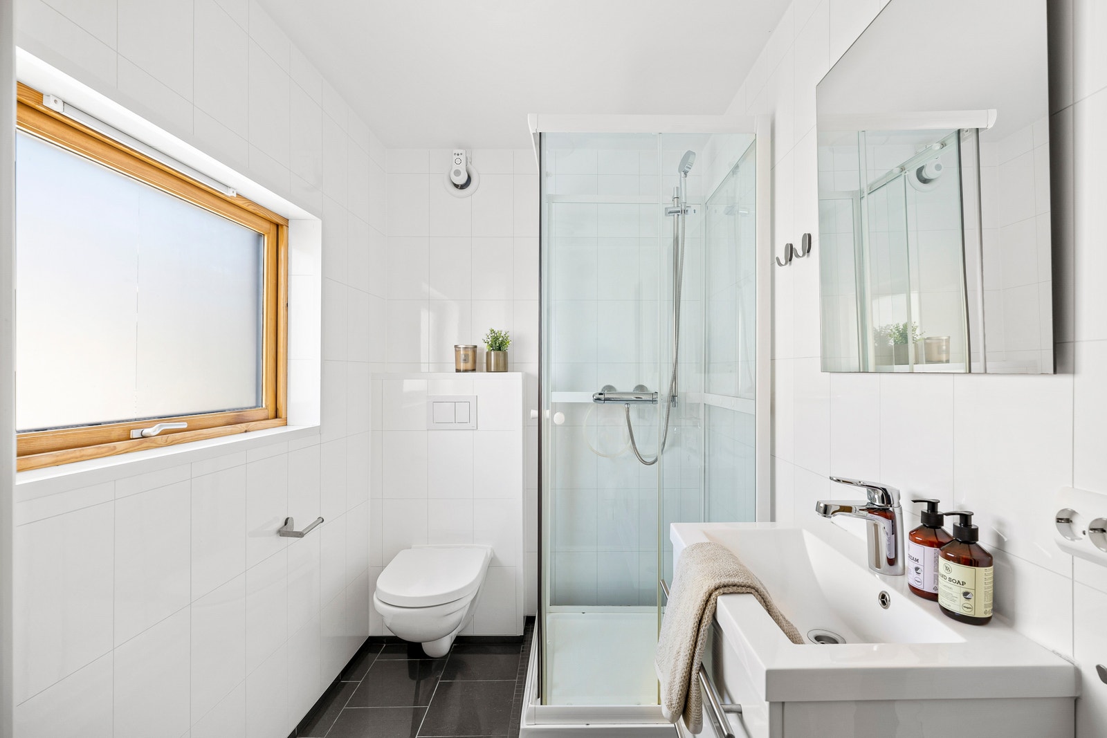 2.etasje Felles bad 1 Galleribilde